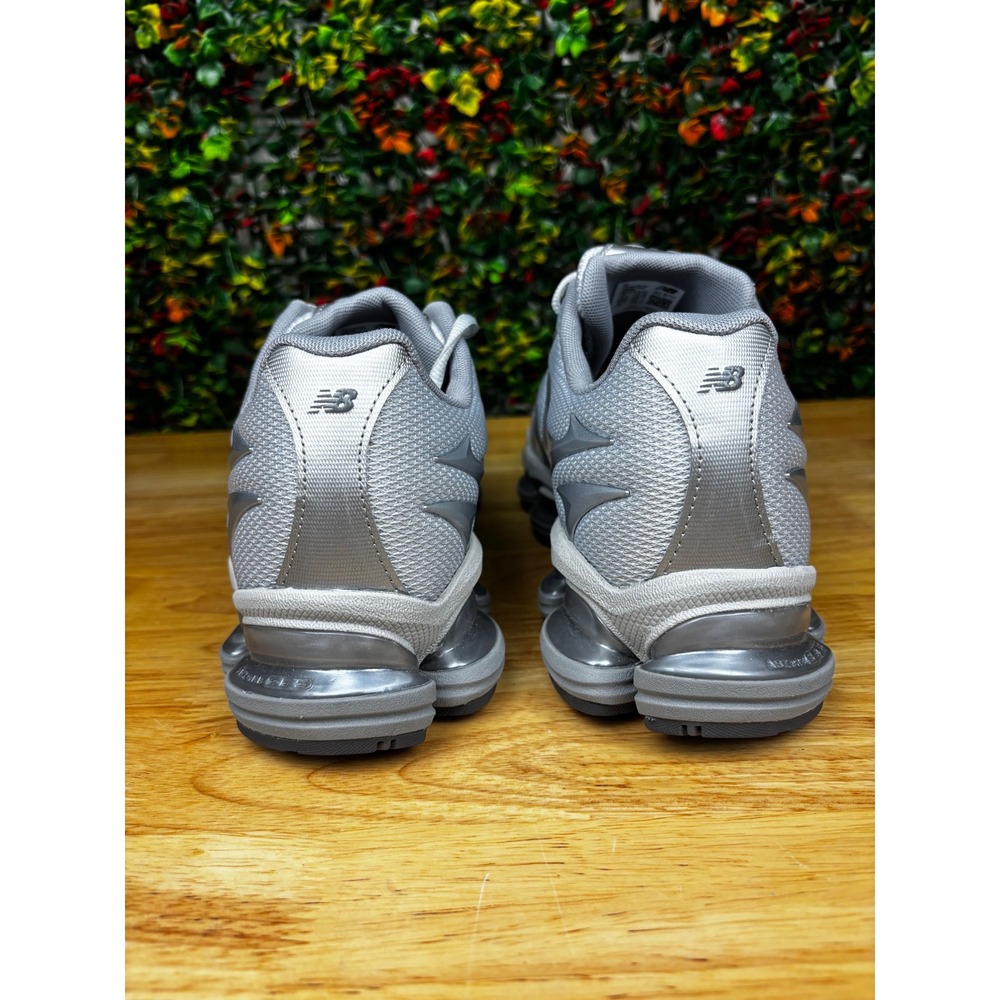 New New Balance 2000 Silver Metallic U20005UW Men Size 13 Tech Running Sneaker - Picture 5 of 7